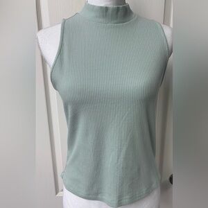 Old Navy Sage Green Sleeveless Turtleneck Petite Large Pullover Stretch Ribbed